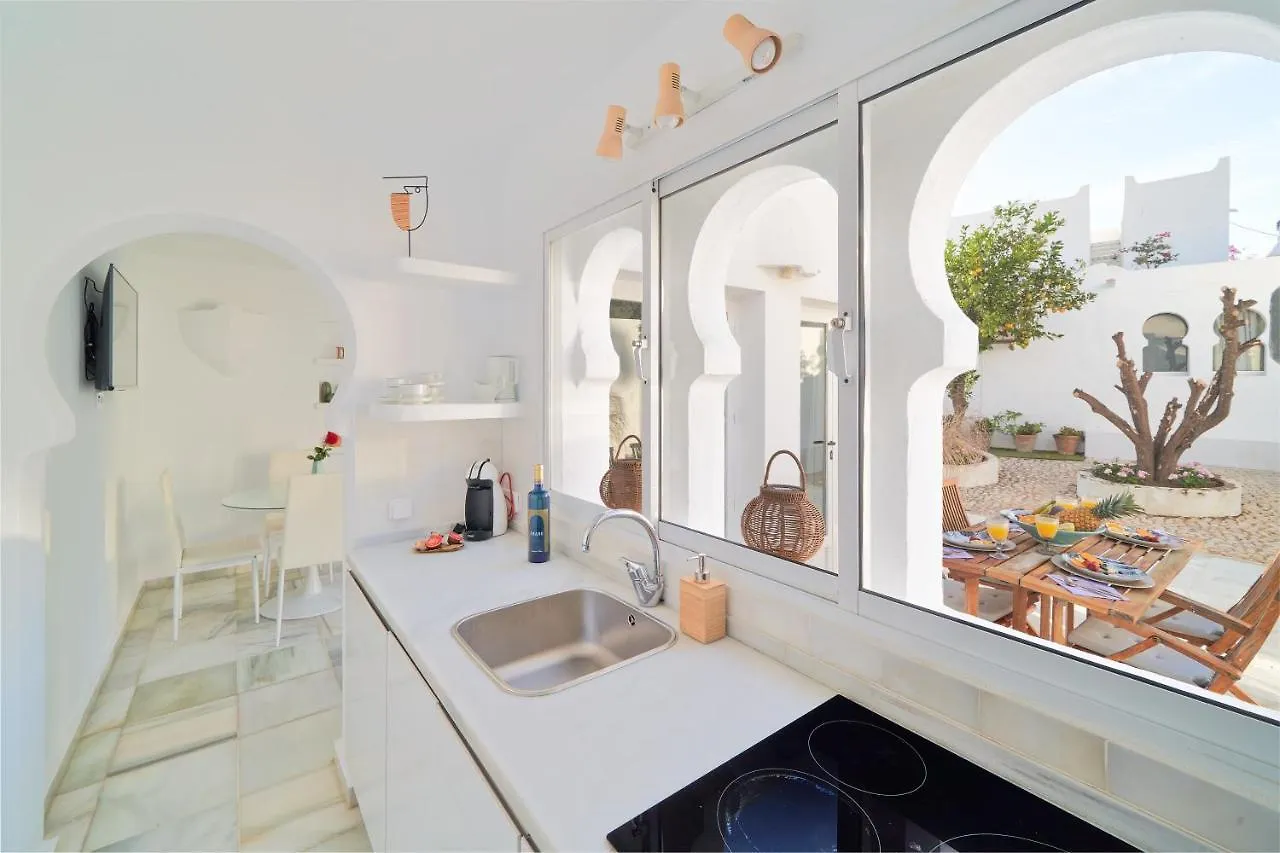 דירות טורמולינוס Mauresque Experience Luxury